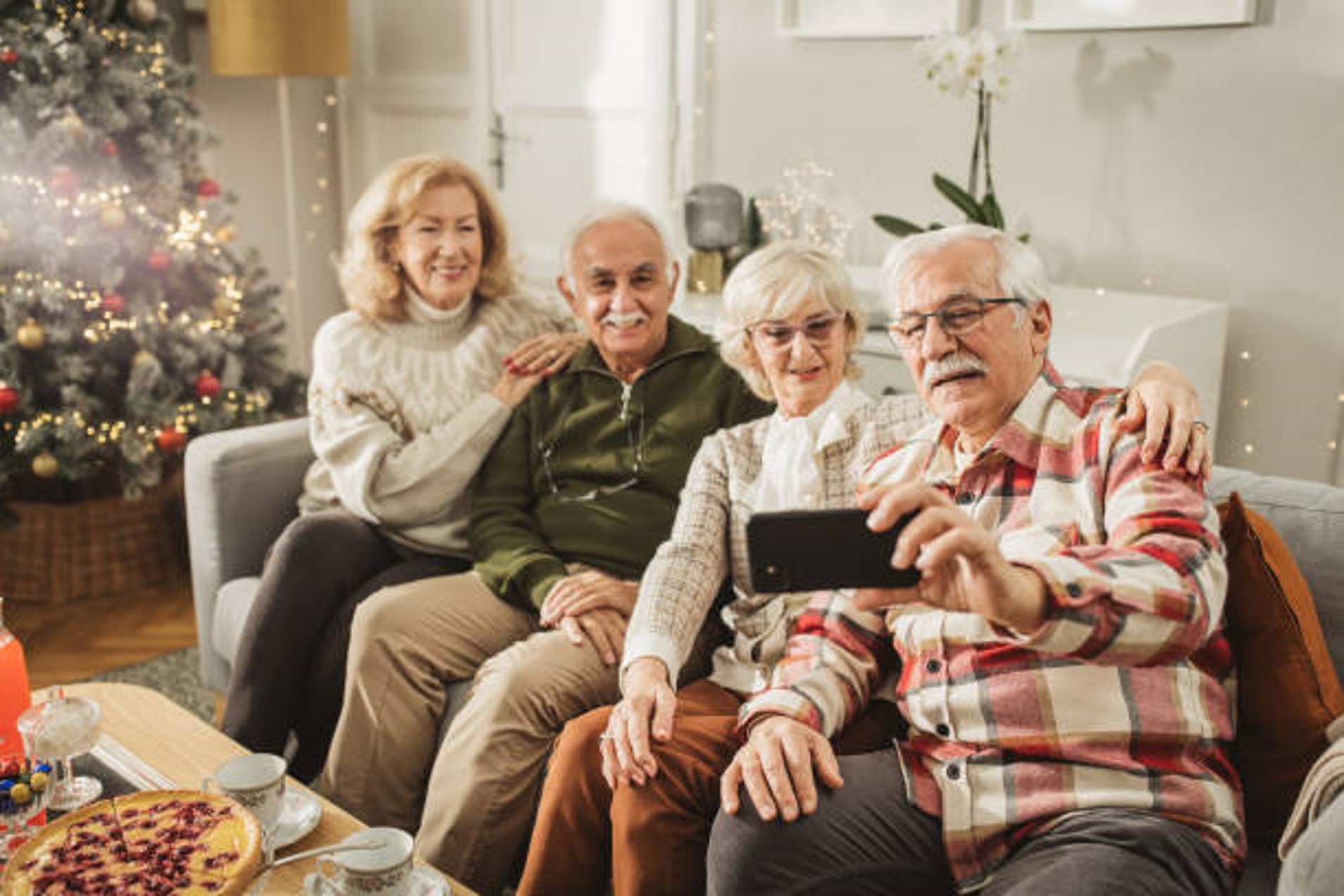 Strong friendships may literally slow aging at the cellular level