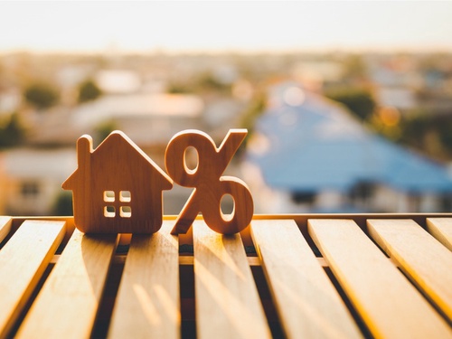 Les taux hypothécaires ne baisseront pas de sitôt | Finance et Investissement
