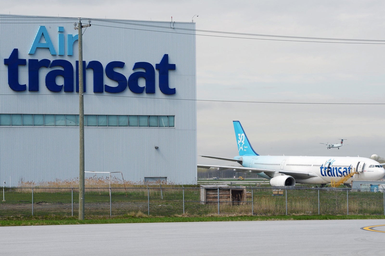 Les pilotes d’Air Transat pourraient déclencher une grève dès le 10 décembre