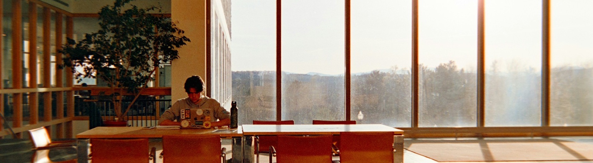 Reaching out to financial advisor in vancouver