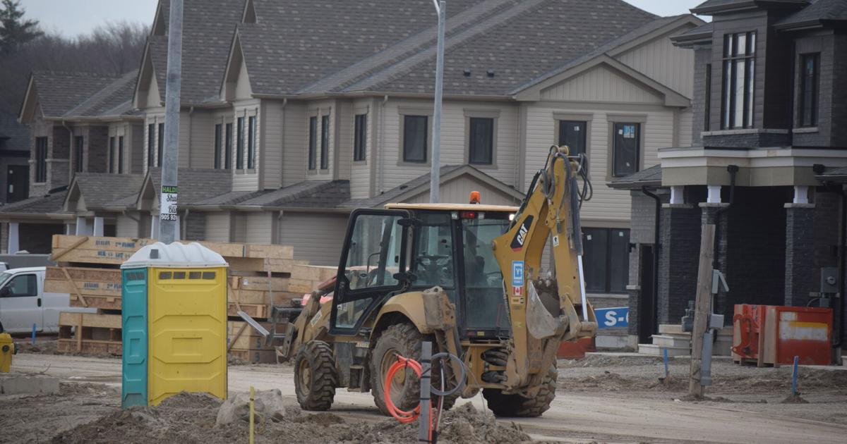 Waiting for interest rates to drop? Here’s what Canadians need to know before renewing their mortgage