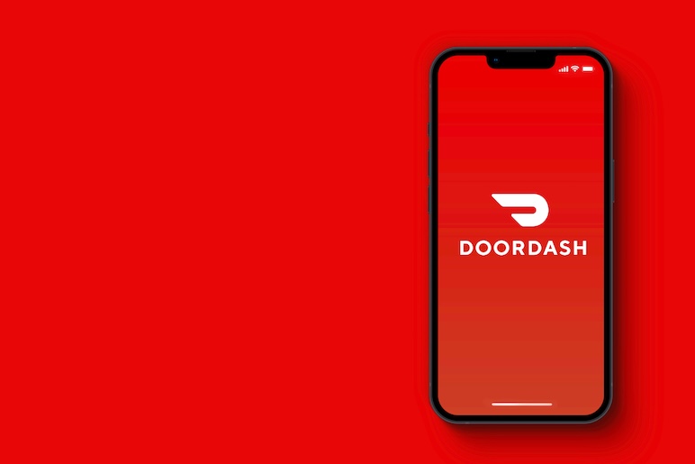 Et si votre commande Doordash était livrée par un robotaxi?