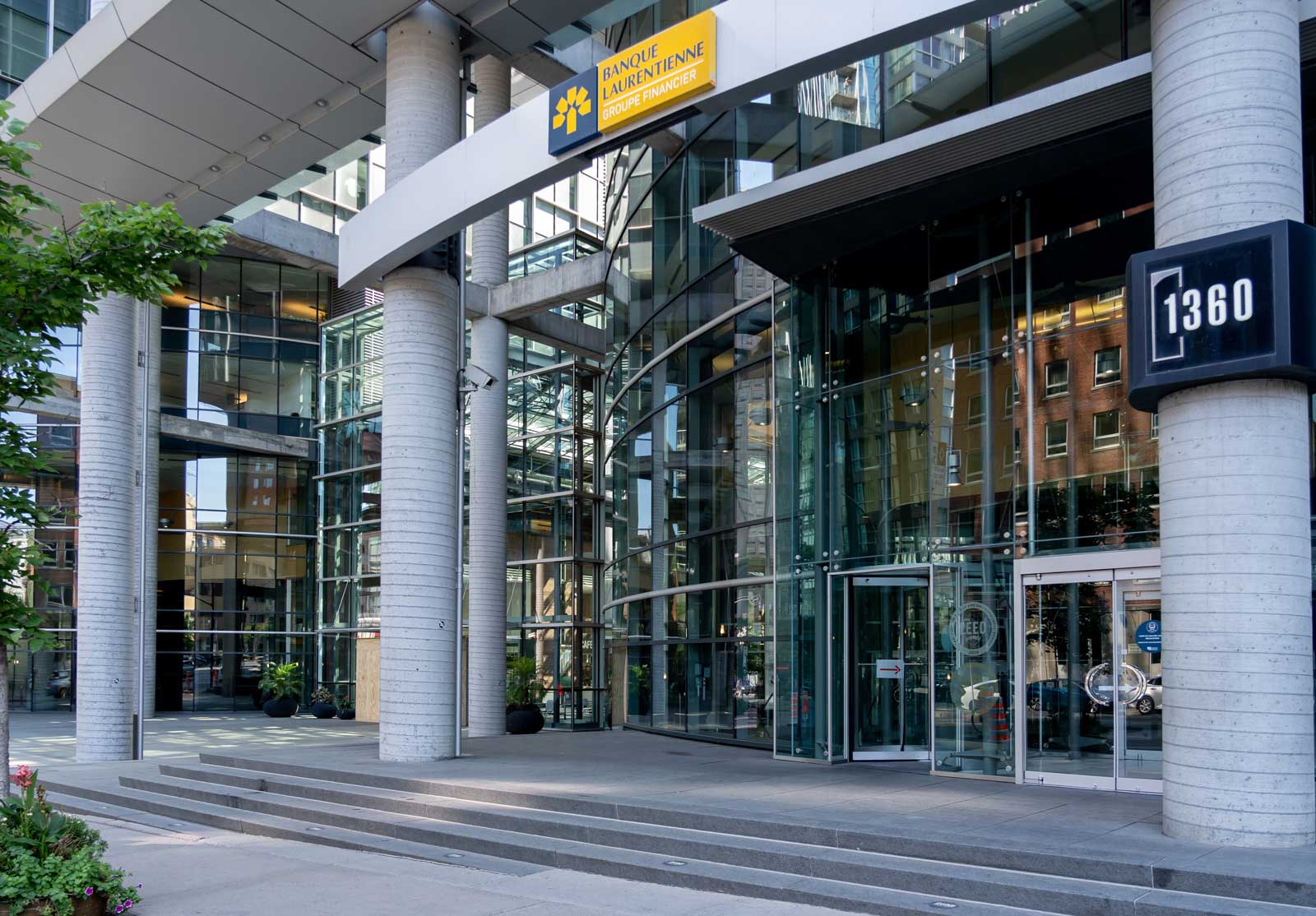 Laurentian Bank announces split sale to Fairstone, National Bank | Advisor.ca