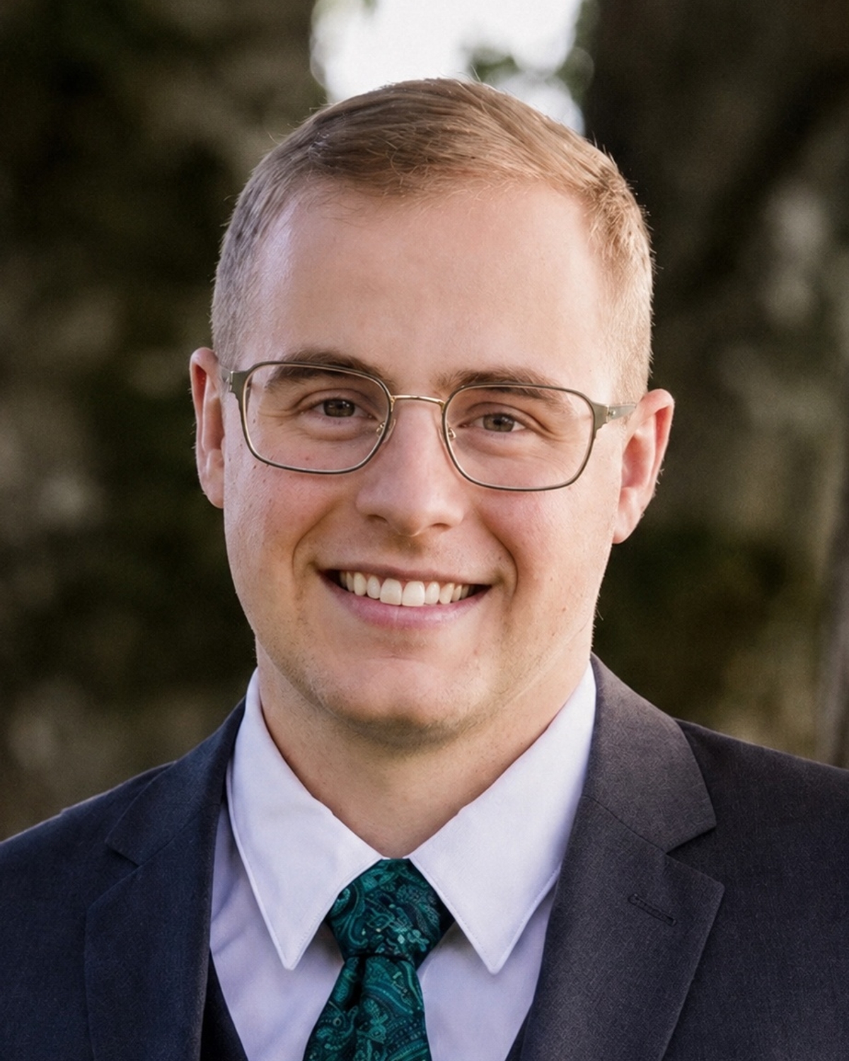Advisor Image