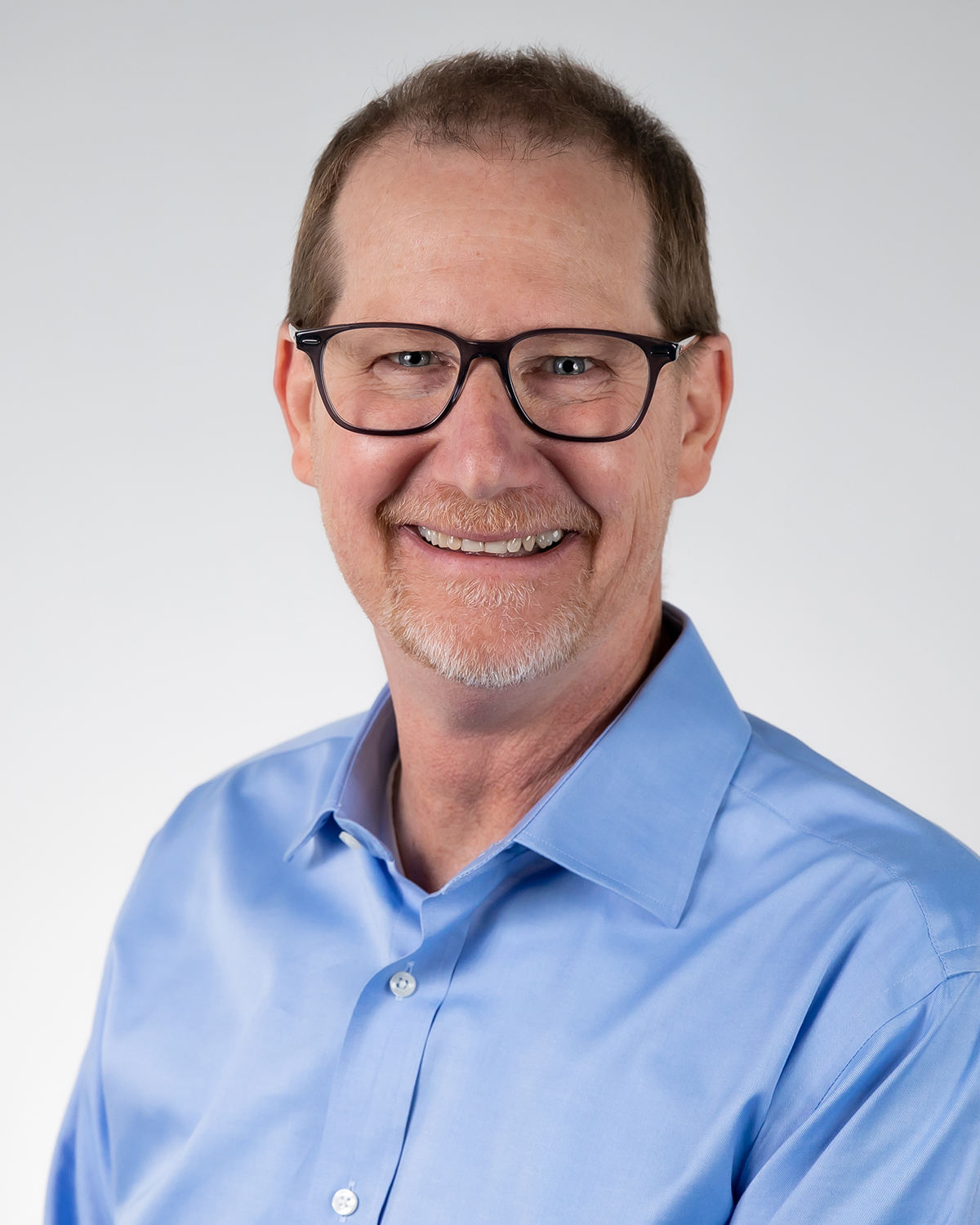 Ron Ostezan