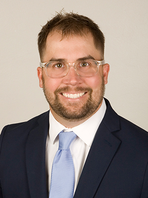 Photograph of Gregory Schoemer