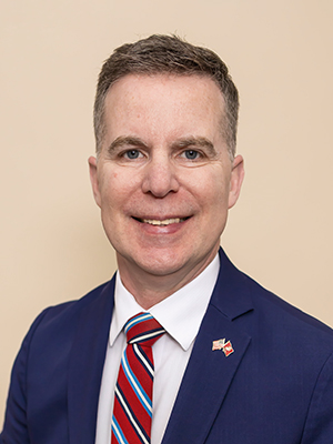 Photograph of Tim Eaton