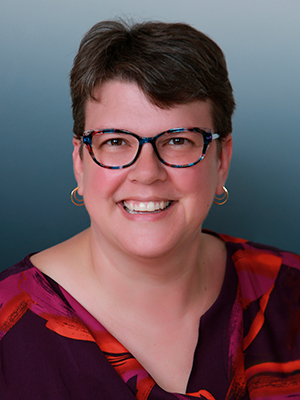 Photograph of Jennifer Minard