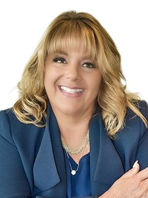 Photograph of Tracy Barnas