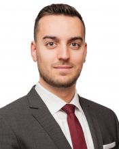 Profile Picture of Zakery Mandalian