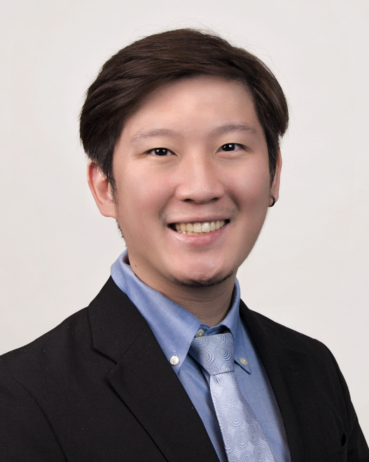 Profile Picture of Adrian Siy