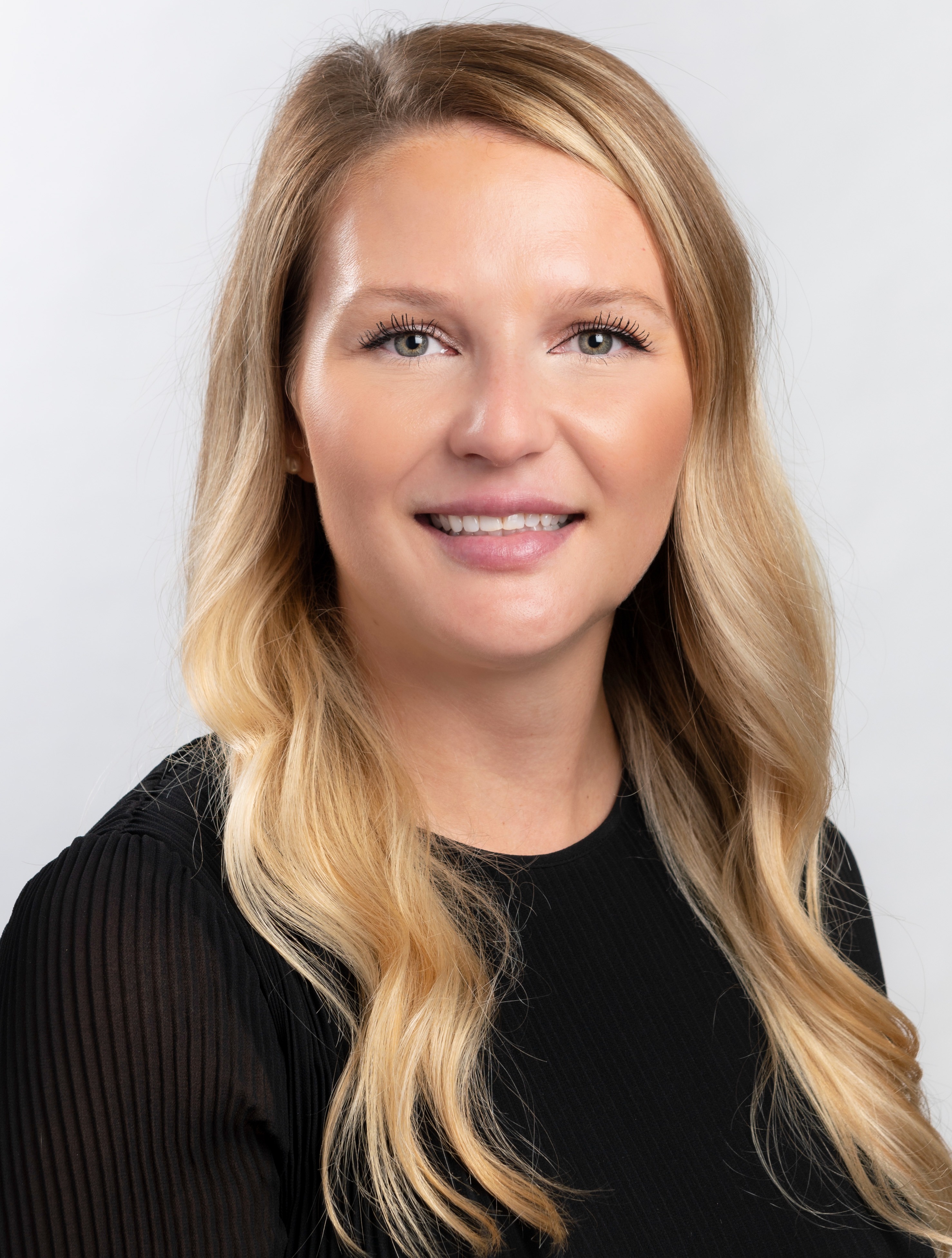 Profile Picture for team member – Alicia Capek