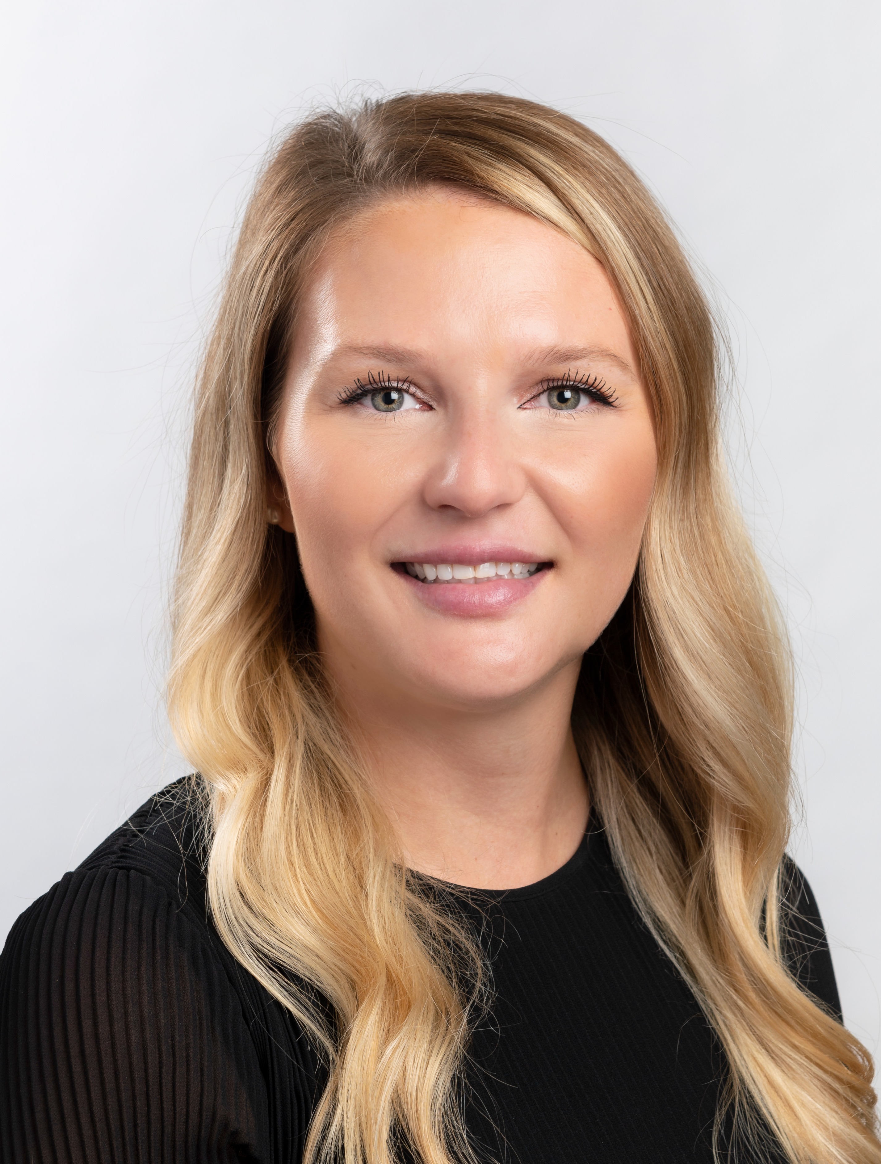 Profile Picture for team member – Alicia Capek