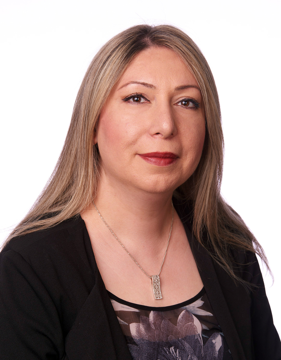 Profile Picture of Elham Shojaee