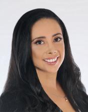Profile Picture of Elizabeth De Liberali